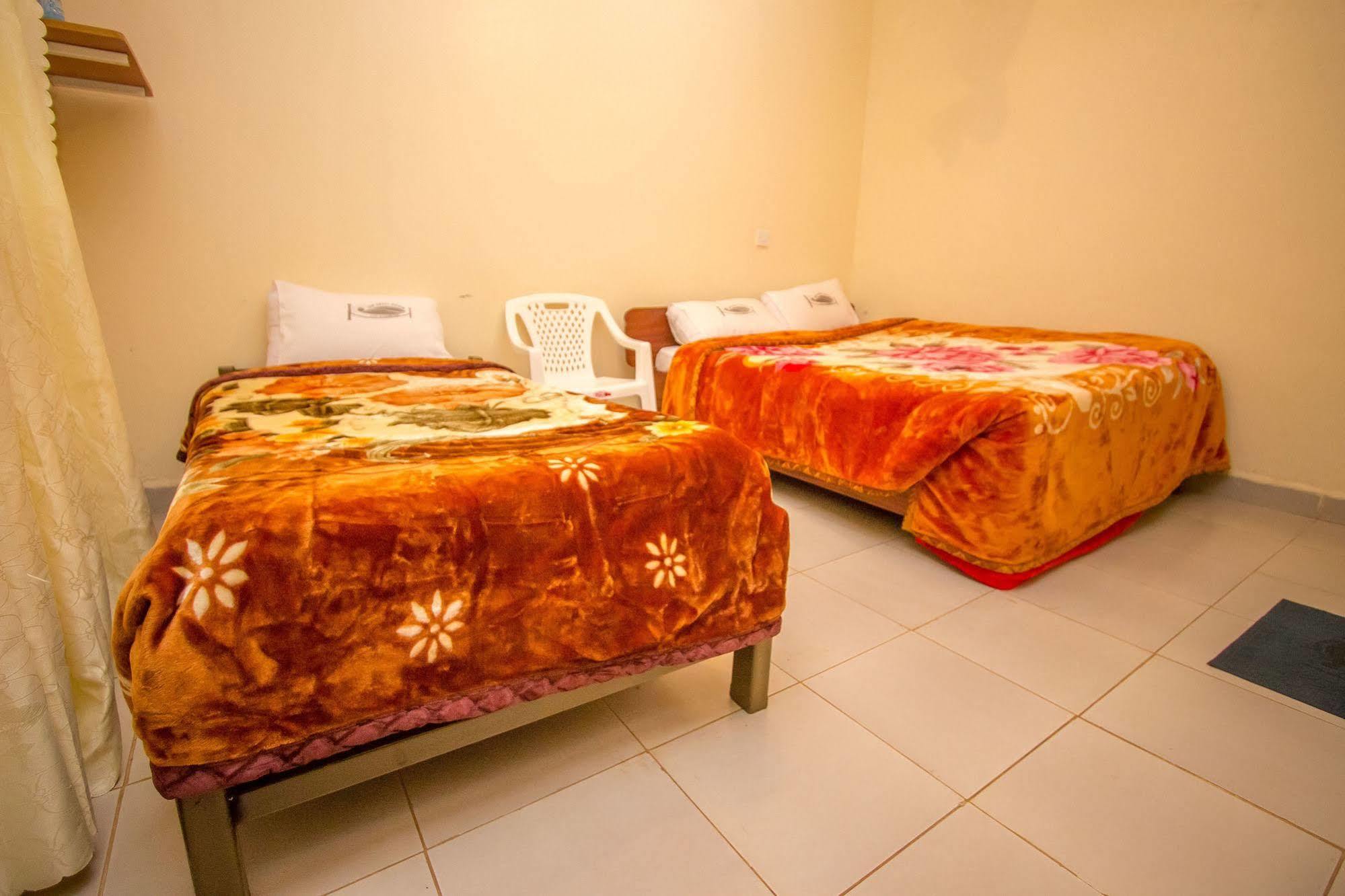 Sun Guest House เนย์รี ภายนอก รูปภาพ